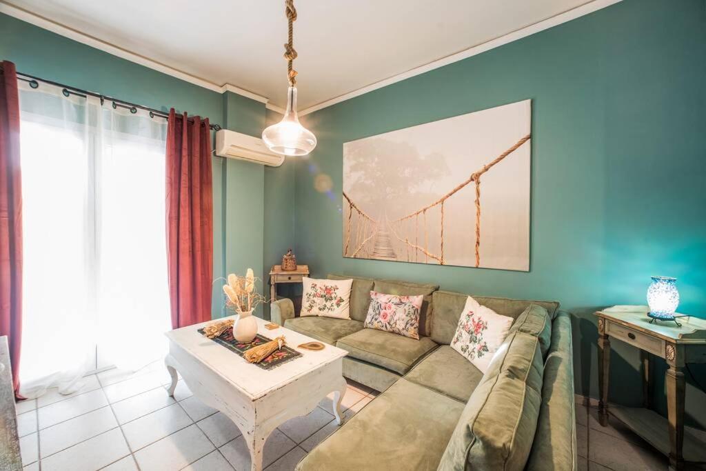 Athinas Apartment ピレウス エクステリア 写真