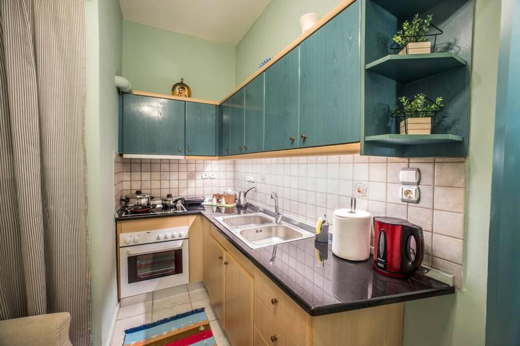 Athinas Apartment ピレウス エクステリア 写真