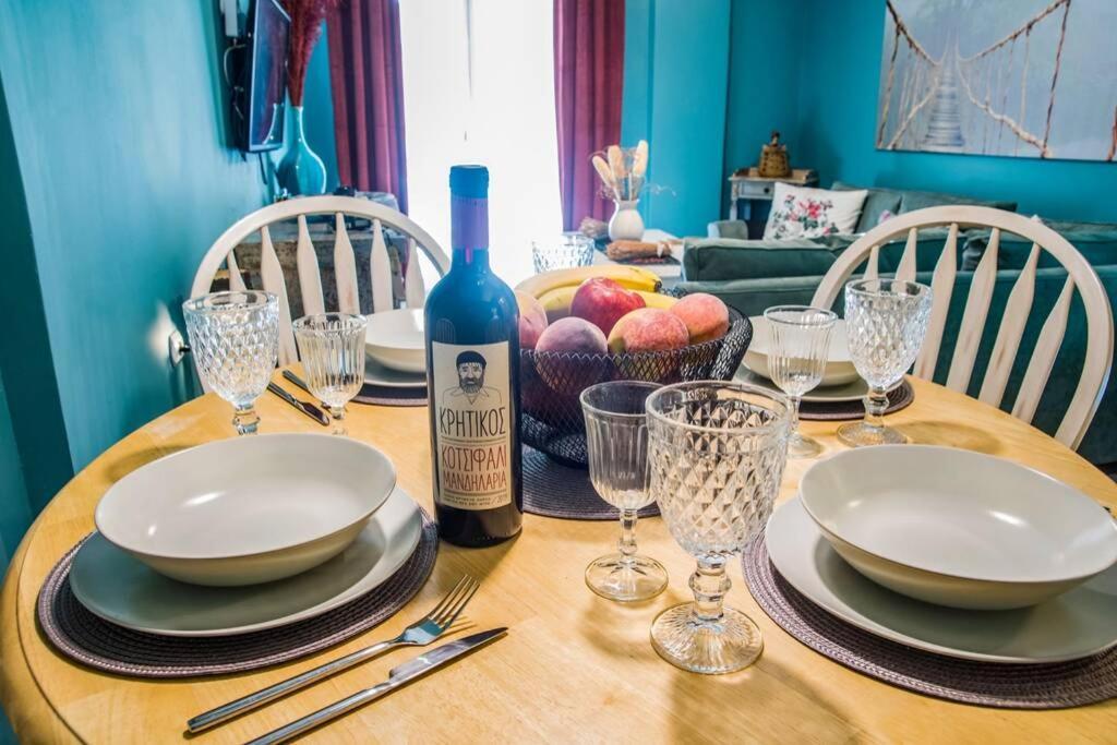 Athinas Apartment ピレウス エクステリア 写真